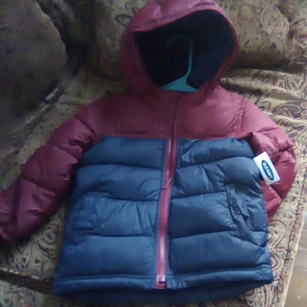 Brand New Old Navy puffy winter coat